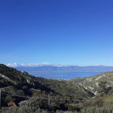 Apartment 4 Posti In Calabria - Tranquilla *